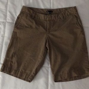 GAP shorts
